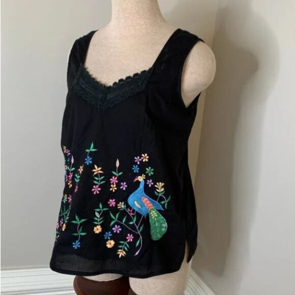 Soft Surroundings Black Embroidered Peacock Floral Tank Top Size Medium - Picture 4 of 8